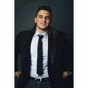 Meet your Posher, Julian